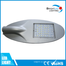 Luz de calle solar blanca fresca de aluminio IP65 Graden de los 5m los 6m m